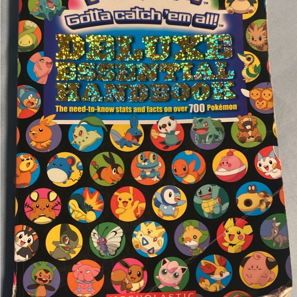 Deluxe Pokemon Handbook- Black Cover